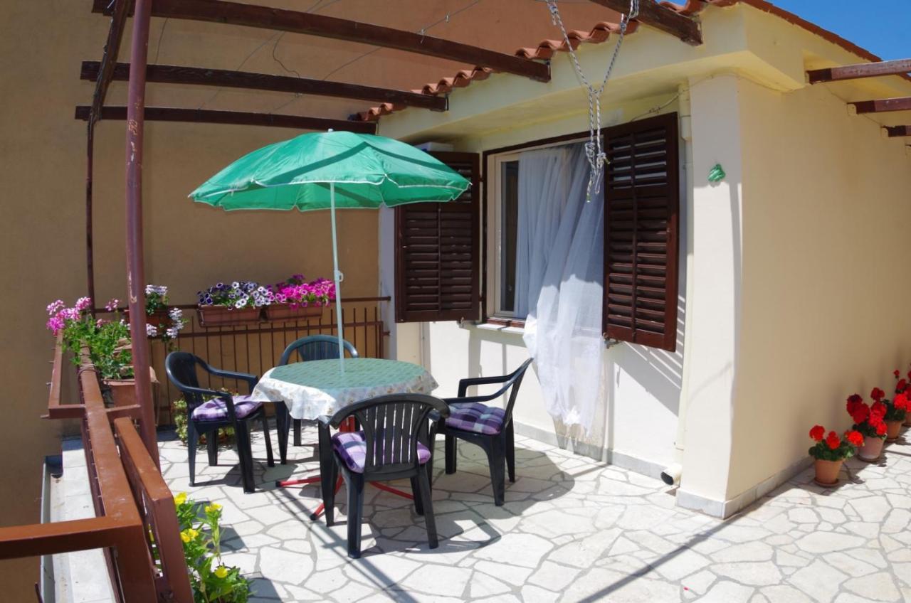 Holiday Apartments Ruzica, Pjescana Uvala Exterior foto