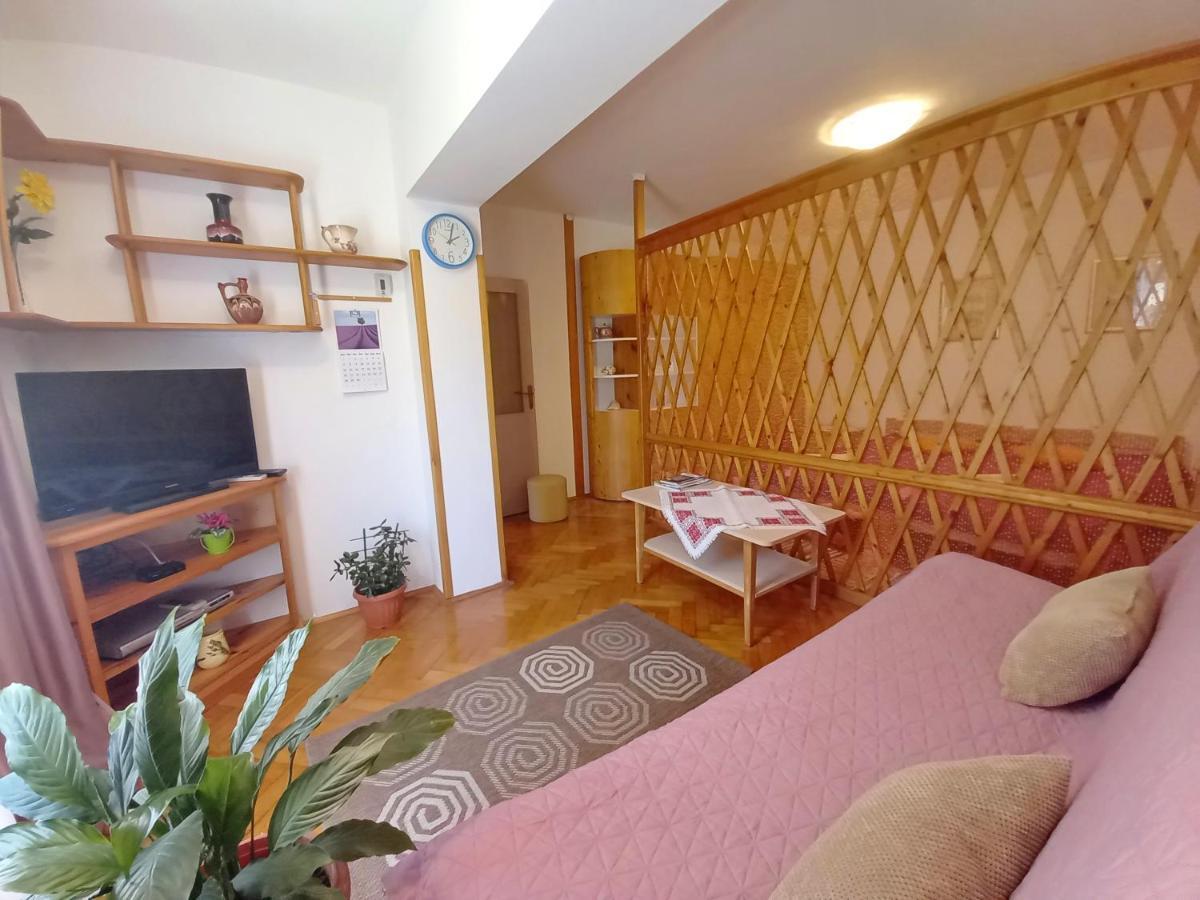 Holiday Apartments Ruzica, Pjescana Uvala Exterior foto